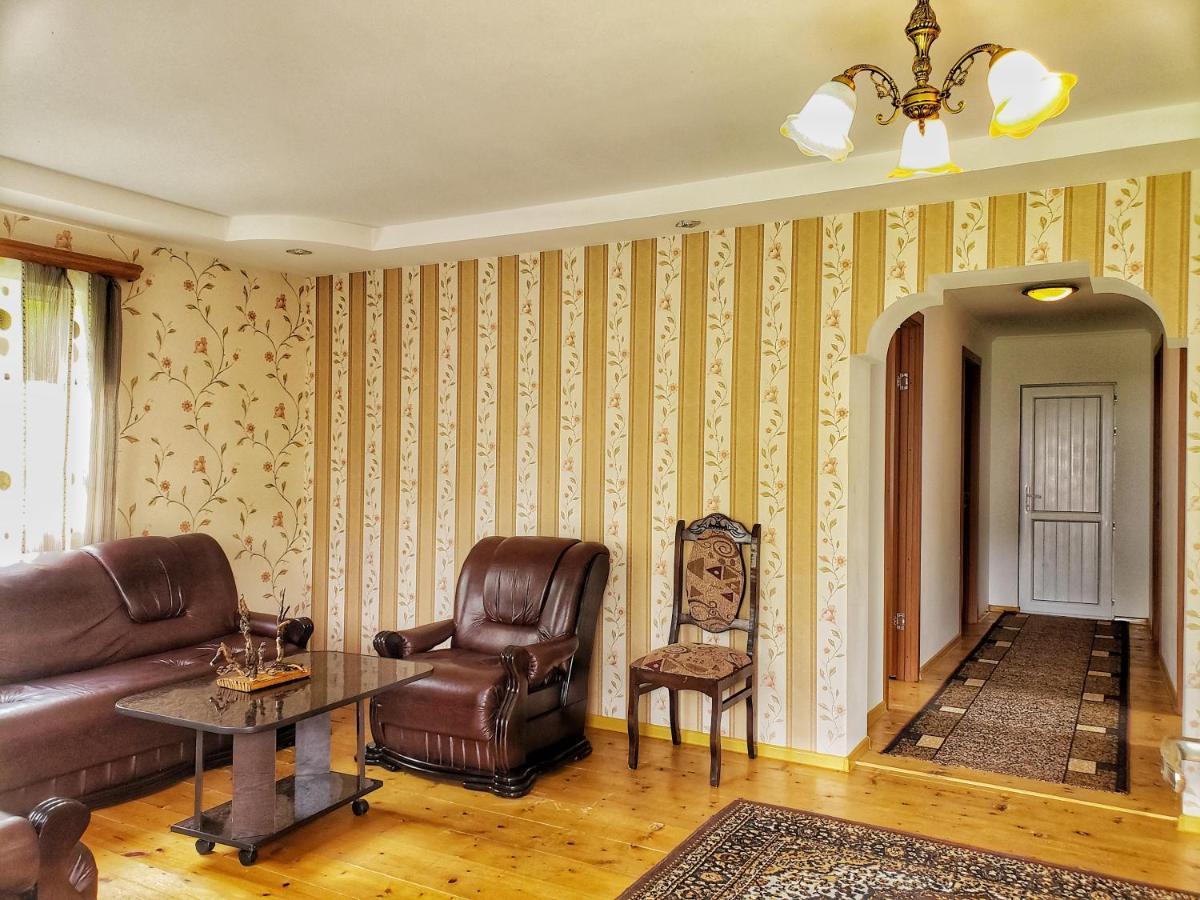 Guest House Data Ushguli Exterior photo