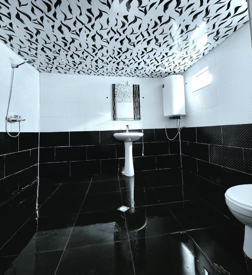 Guest House Data Ushguli Exterior photo